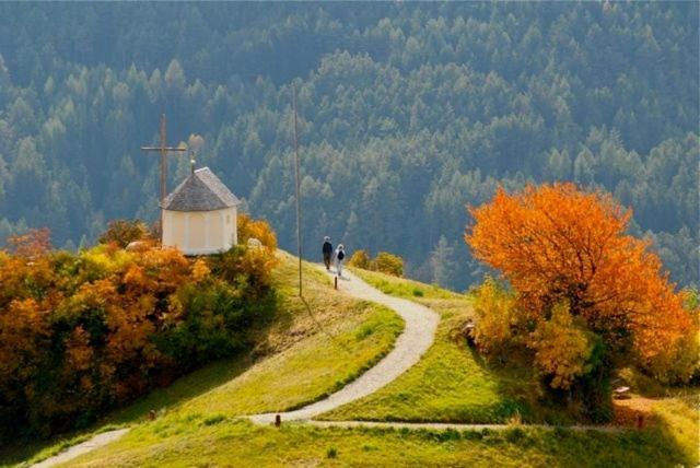 Gasthof Teiser Stern Фунес Экстерьер фото