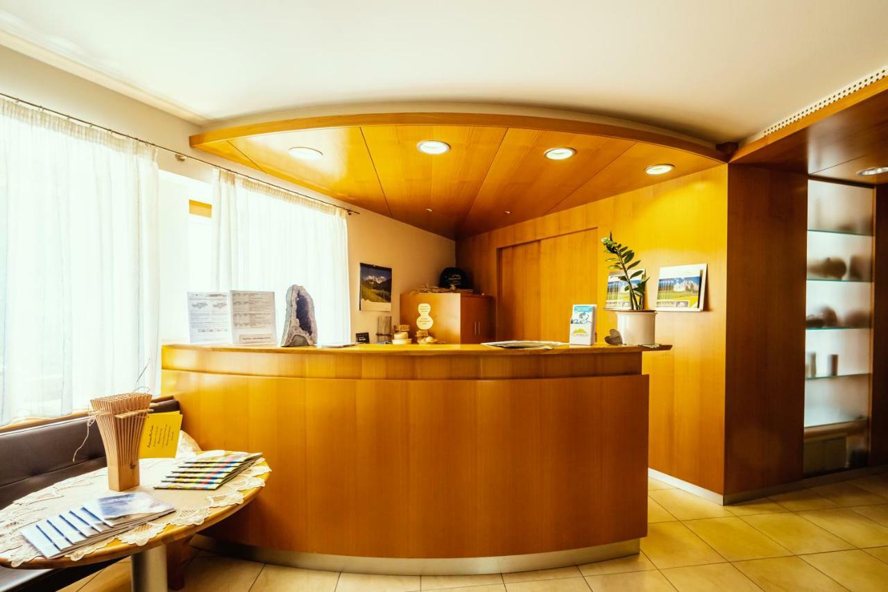 Gasthof Teiser Stern Фунес Экстерьер фото