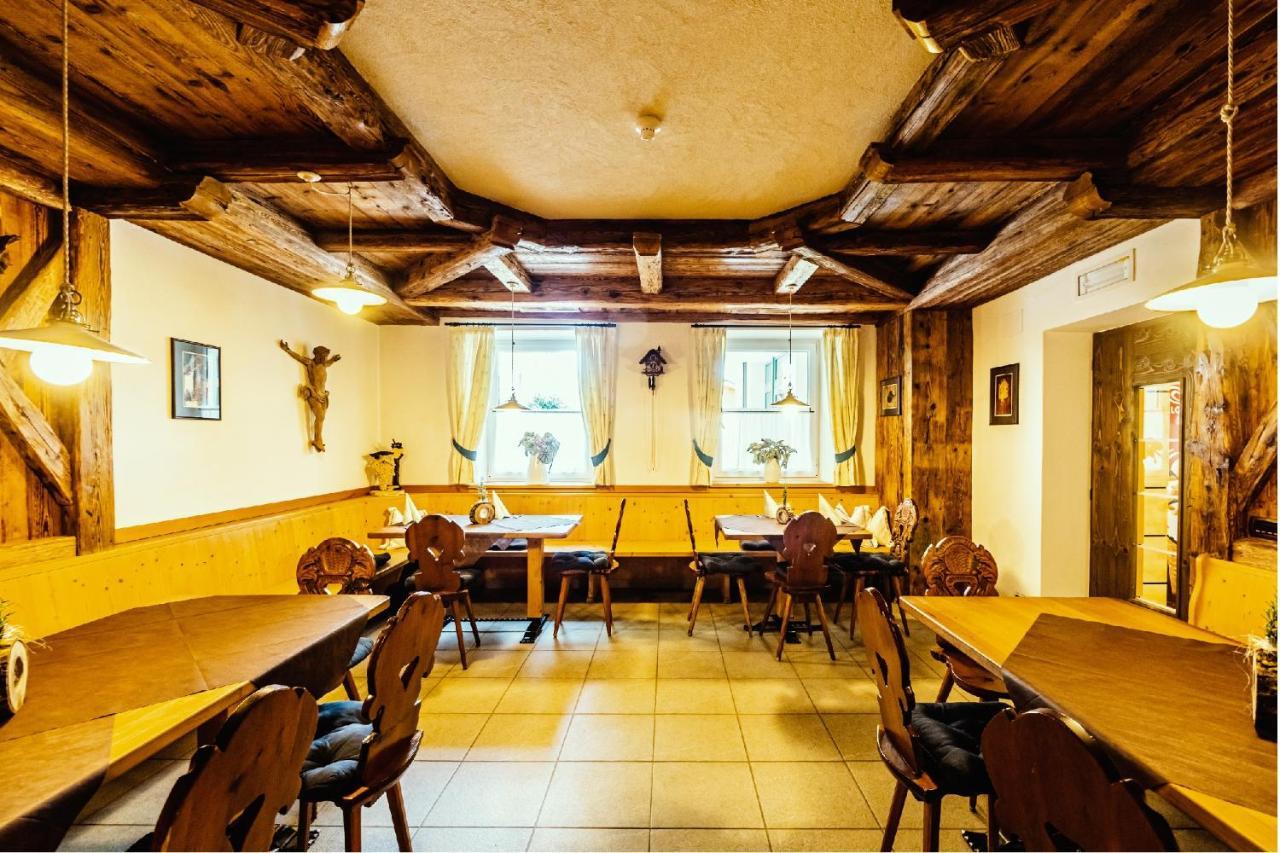 Gasthof Teiser Stern Фунес Экстерьер фото