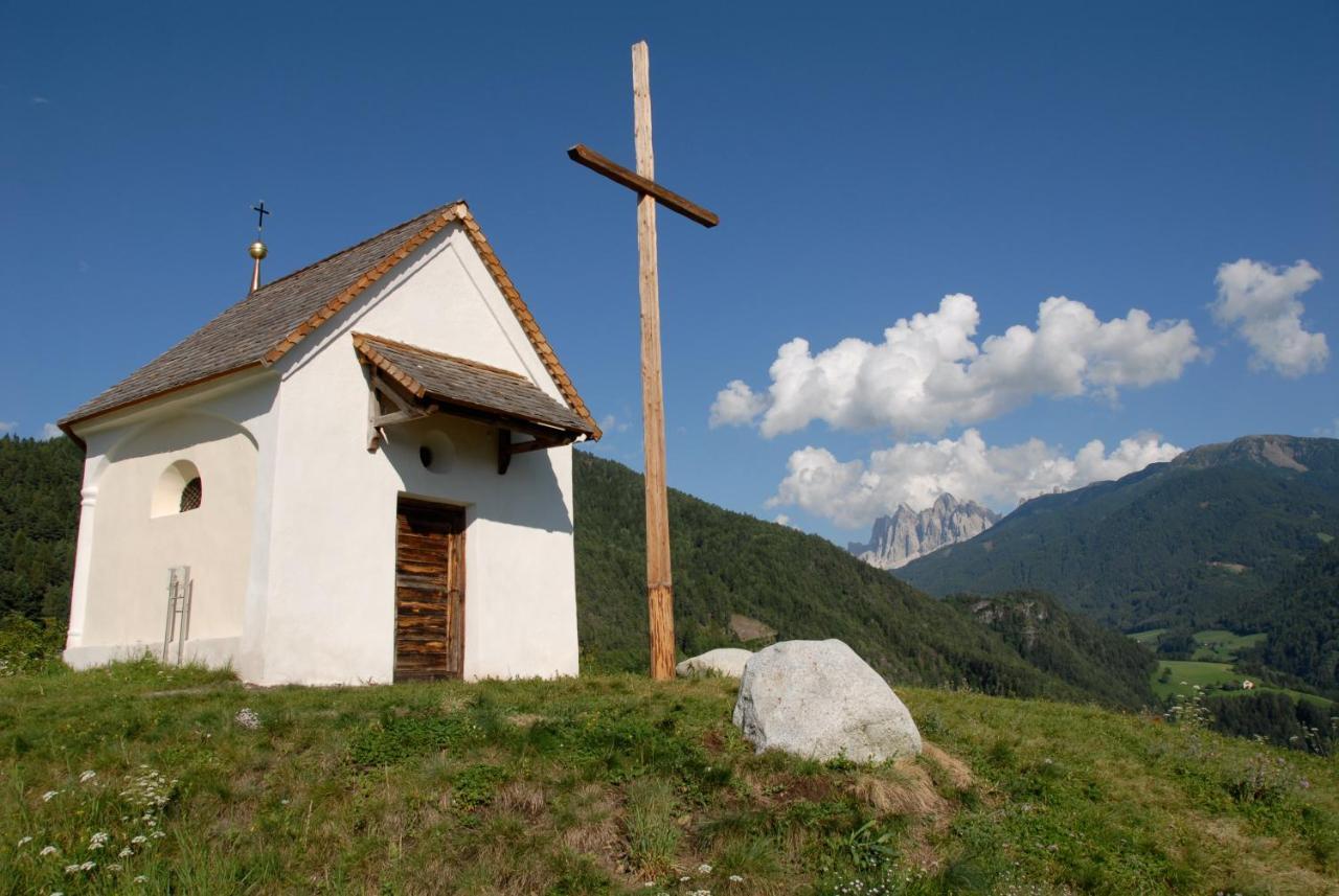 Gasthof Teiser Stern Фунес Экстерьер фото